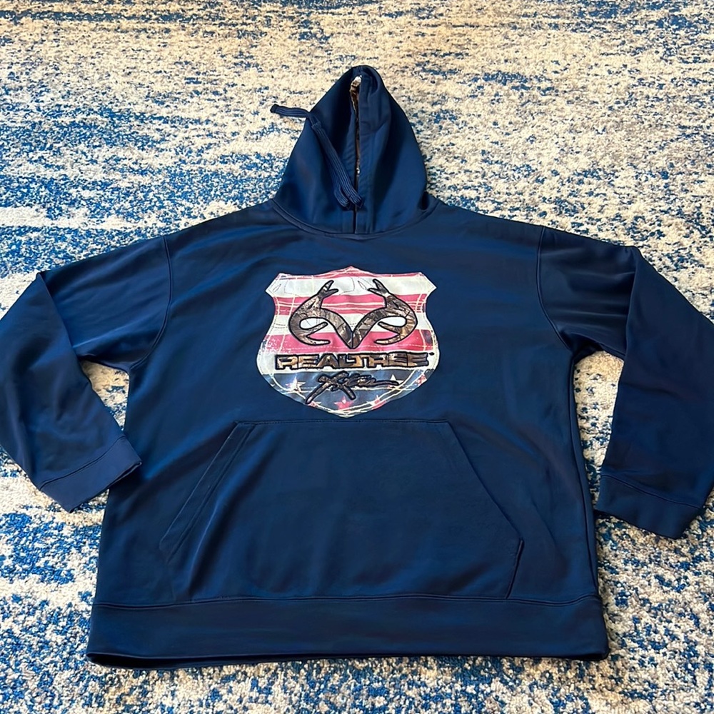 Realtree sweatshirt size large